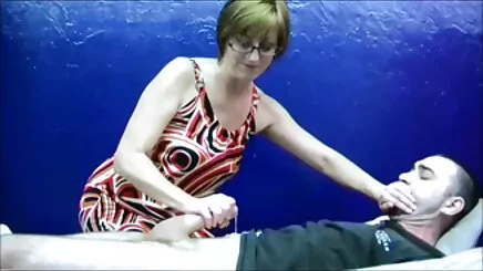 9 Chrissy azeri erotik