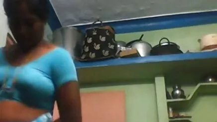 Rus açık azeri seks pornosu havada