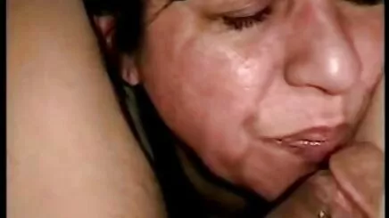 Güzel cilt Başlarken Bir creampie sonra azeri zorlama seksleri Binicilik bir horoz üzerinde the kanepe